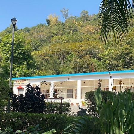Ekant Guest House Dadāhu Dış mekan fotoğraf
