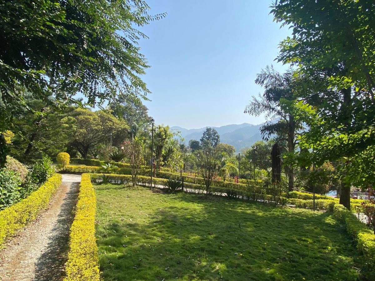 Ekant Guest House Dadāhu Dış mekan fotoğraf