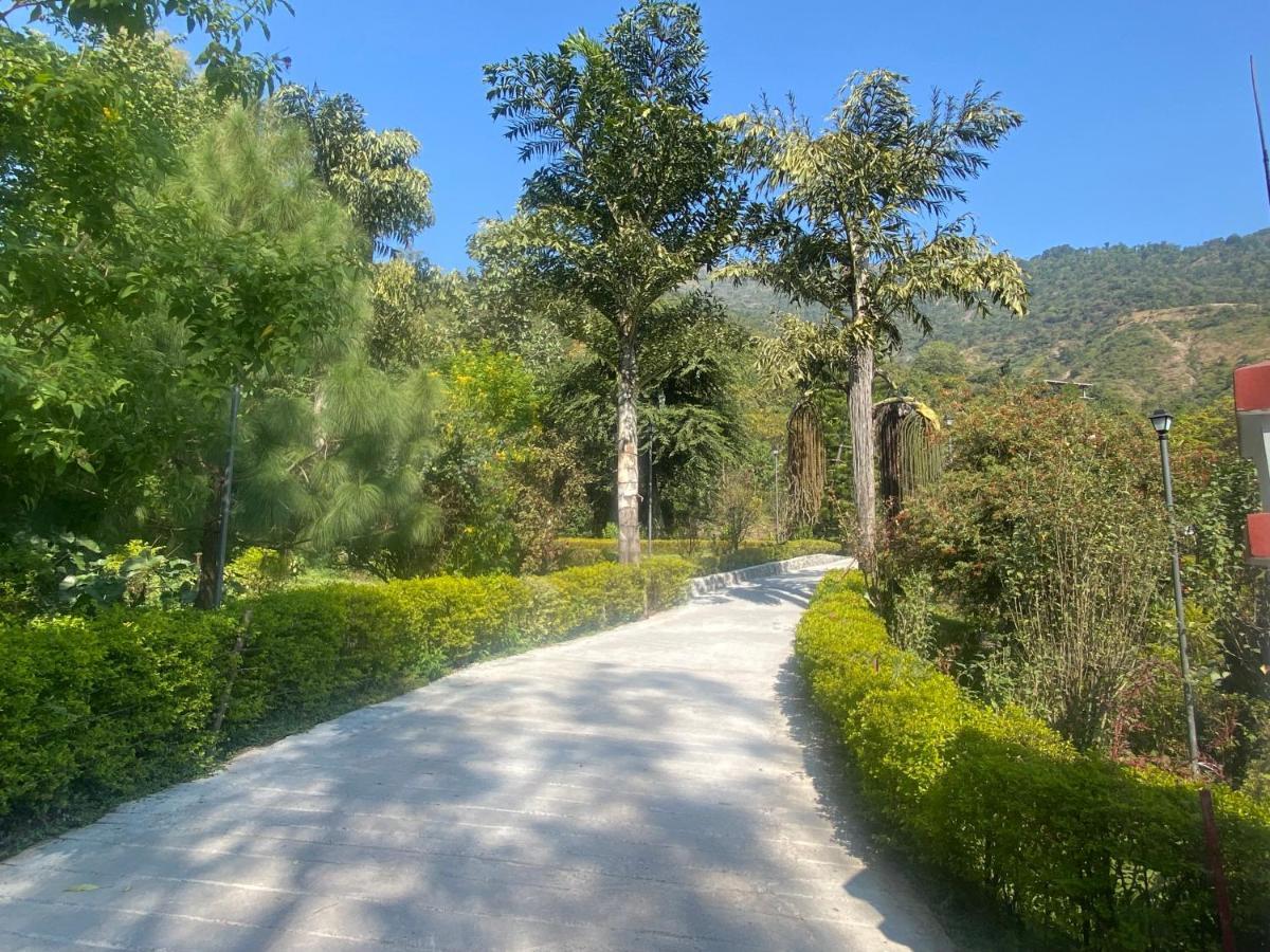 Ekant Guest House Dadāhu Dış mekan fotoğraf