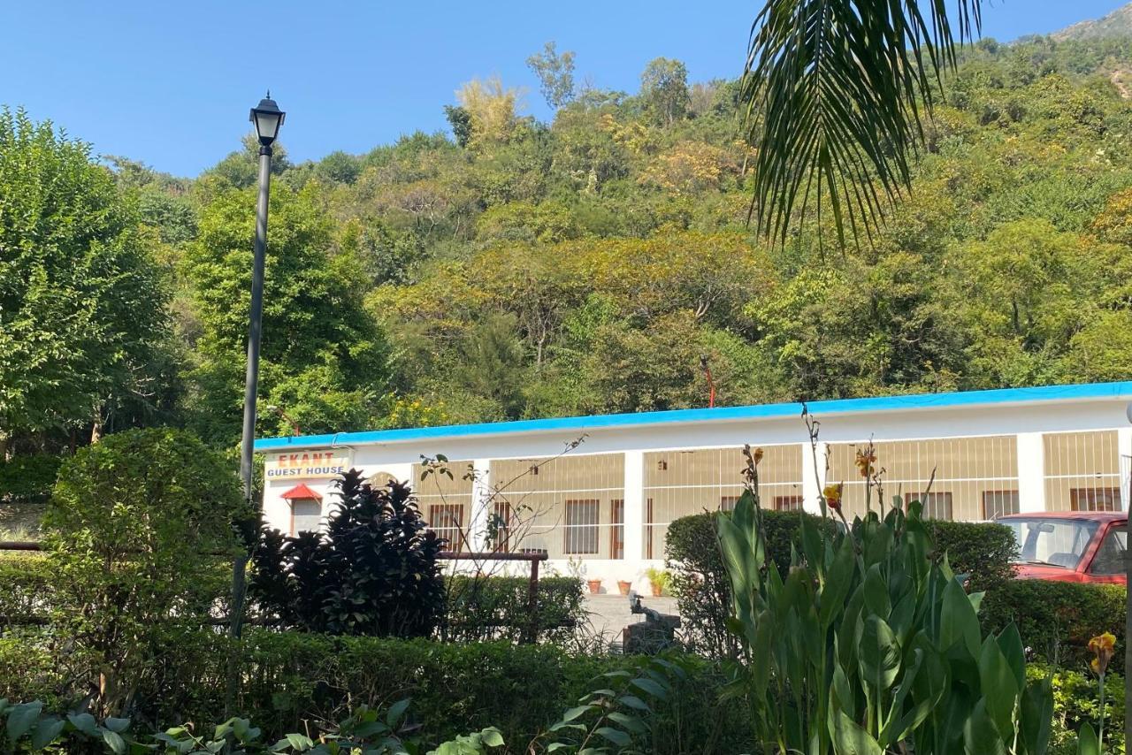 Ekant Guest House Dadāhu Dış mekan fotoğraf
